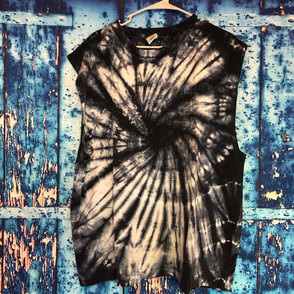 Everlast Other - Everlast sz XL sleeveless blue tie dye shirt